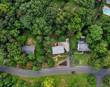 6104 Saint John Drive - Photo Thumbnail 36