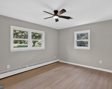 6104 Saint John Drive - Photo Thumbnail 10