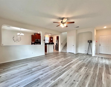 17106 Gibbons Path - Photo Thumbnail 6