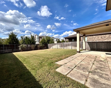 17106 Gibbons Path - Photo Thumbnail 35