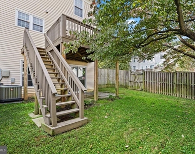 10072 Apple Wood Court - Photo Thumbnail 42