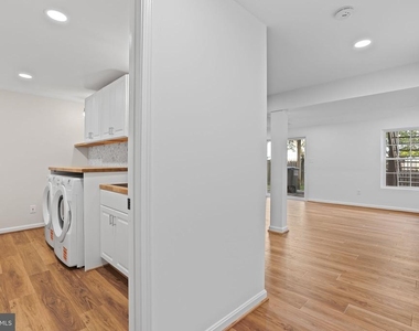 10072 Apple Wood Court - Photo Thumbnail 32