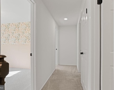 10072 Apple Wood Court - Photo Thumbnail 22