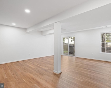 10072 Apple Wood Court - Photo Thumbnail 37