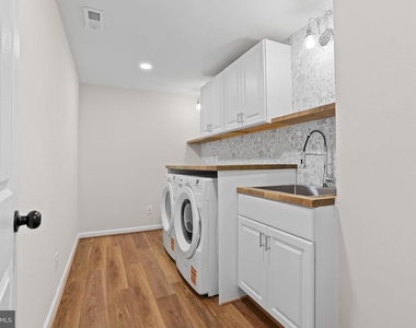 10072 Apple Wood Court - Photo Thumbnail 35