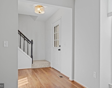 10072 Apple Wood Court - Photo Thumbnail 5