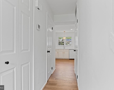 10072 Apple Wood Court - Photo Thumbnail 2