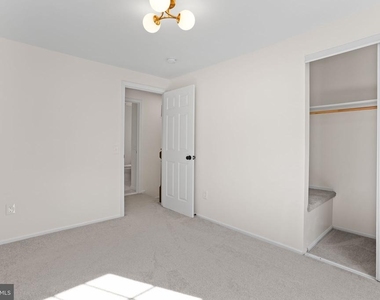 10072 Apple Wood Court - Photo Thumbnail 24