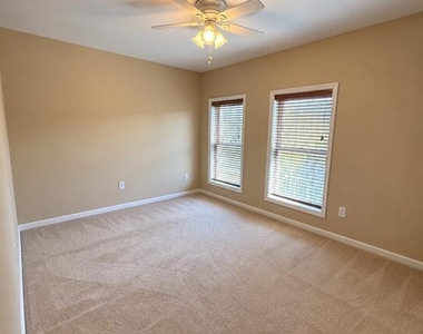 3760 Madison Lane - Photo Thumbnail 5