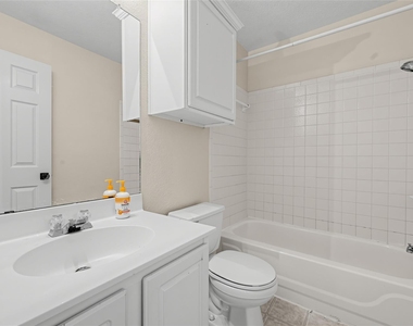 1610 Balmorhea Ln - Photo Thumbnail 11