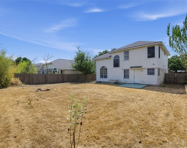 1610 Balmorhea Ln - Photo Thumbnail 14