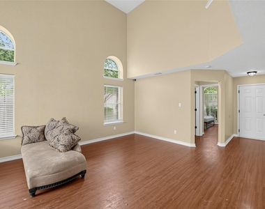 1610 Balmorhea Ln - Photo Thumbnail 17
