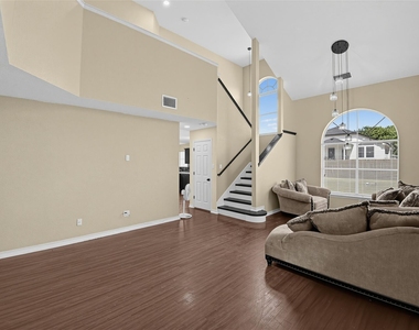 1610 Balmorhea Ln - Photo Thumbnail 2