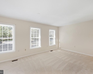 6558 Sand Wedge Court - Photo Thumbnail 8