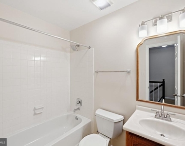 6558 Sand Wedge Court - Photo Thumbnail 14