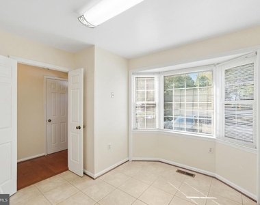 6558 Sand Wedge Court - Photo Thumbnail 7