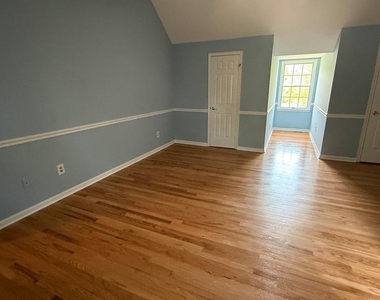 5750 Pendleton Lane - Photo Thumbnail 21