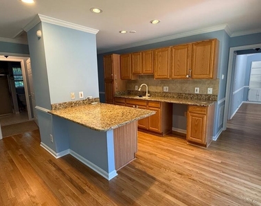 5750 Pendleton Lane - Photo Thumbnail 16