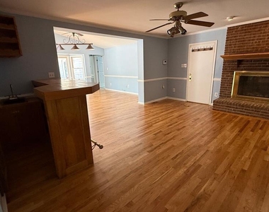 5750 Pendleton Lane - Photo Thumbnail 10