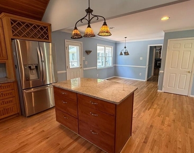 5750 Pendleton Lane - Photo Thumbnail 2