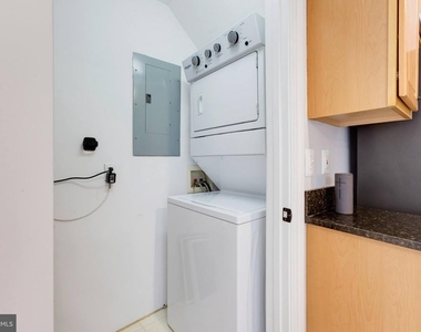 10903 Maple Street - Photo Thumbnail 9