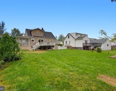 4021 Maple Street - Photo Thumbnail 8