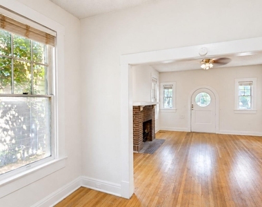 1101 W 22 1/2 St - Photo Thumbnail 2