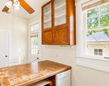 1101 W 22 1/2 St - Photo Thumbnail 5