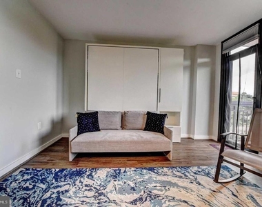 801 N Pitt St - Photo Thumbnail 23