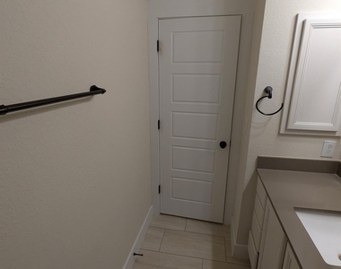 7506 Wolverine St - Photo Thumbnail 10