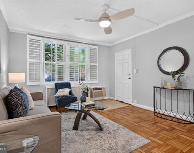 226 N Thomas Street N - Photo Thumbnail 7