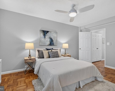 226 N Thomas Street N - Photo Thumbnail 28