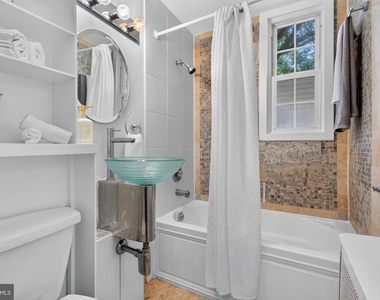 226 N Thomas Street N - Photo Thumbnail 31