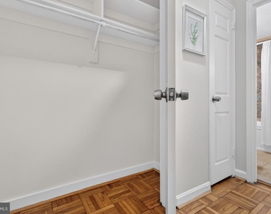 226 N Thomas Street N - Photo Thumbnail 34