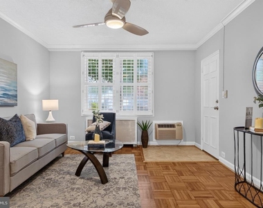 226 N Thomas Street N - Photo Thumbnail 12
