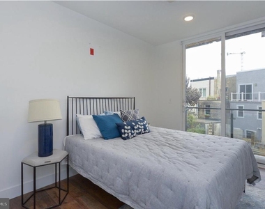 1203 Germantown Avenue - Photo Thumbnail 3