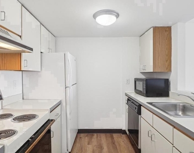 450 N 18th Street - Photo Thumbnail 38