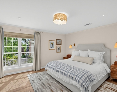 1908 Winter Park Rd - Photo Thumbnail 12