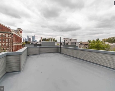 1312 N 18th Street - Photo Thumbnail 14