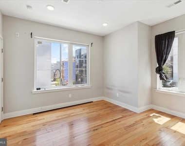 1312 N 18th Street - Photo Thumbnail 8