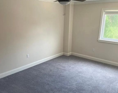1219 South Street - Photo Thumbnail 5