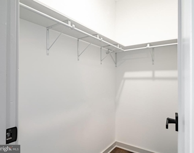 8327 Ridge Avenue - Photo Thumbnail 3
