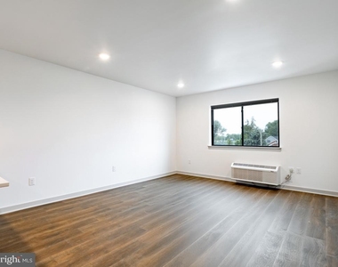 8327 Ridge Avenue - Photo Thumbnail 1