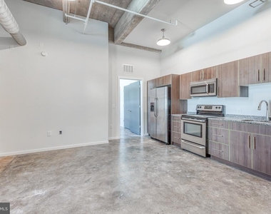 4800 Brown Street - Photo Thumbnail 7