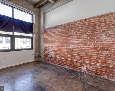 4800 Brown Street - Photo Thumbnail 15