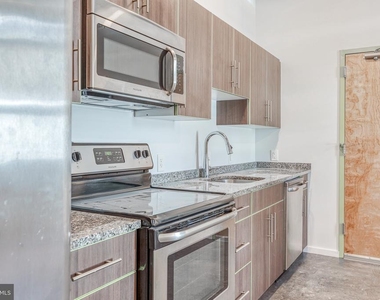 4800 Brown Street - Photo Thumbnail 2