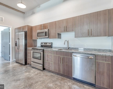 4800 Brown Street - Photo Thumbnail 4
