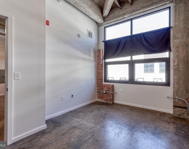 4800 Brown Street - Photo Thumbnail 14