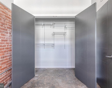 4800 Brown Street - Photo Thumbnail 11