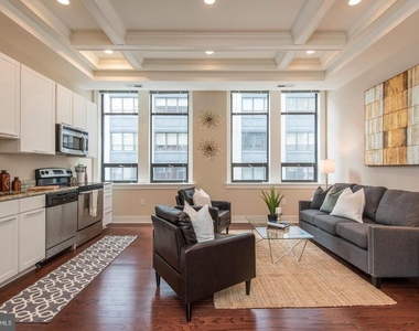 1501 Locust Street - Photo Thumbnail 5